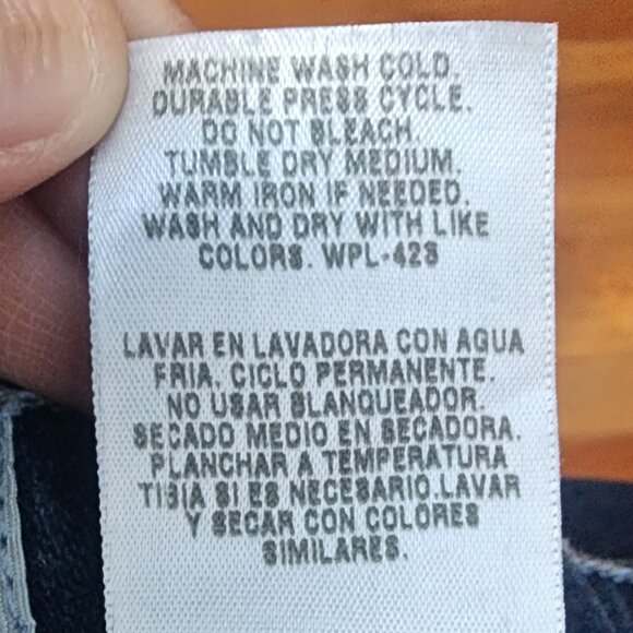 Signature by Levi Strauss Dark Wash Denim Cropped Jeans Size 10 - Picture 9 of 15